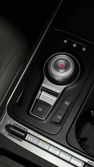 Kia: Kia Carnival: 2024 г., 1.6 л, Автомат, Гибрид, Минивэн — 8