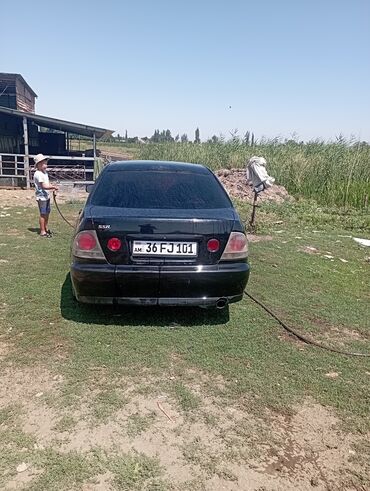 тойота приус в рассрочку: Toyota Altezza: 1999 г., 2 л, Автомат, Бензин, Седан