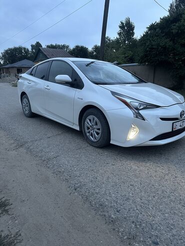 Toyota Prius: 2018 г., 1.8 л, Автомат, Гибрид