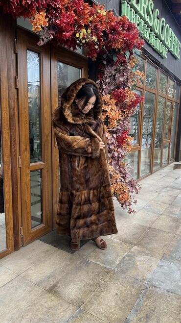 вечерние платья бишкек дордой: Шуба, Норка, Узун модель, Италия, Капюшону бар, 2XL