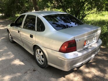 авто раф 4: Opel : 2001 г., 1.8 л, Механика, Бензин, Седан