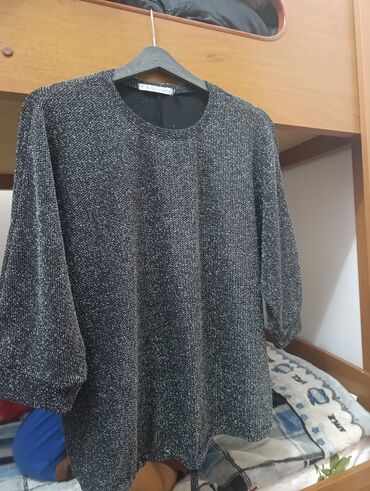 Демисезонные куртки: Любая за 250 сом.состтояние качество отличное.женское пальто/куртка 46 — 5