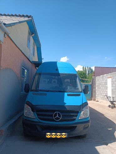 Автобусы и маршрутки: Автобус, Mercedes-Benz, 2006 г., 2.2 л