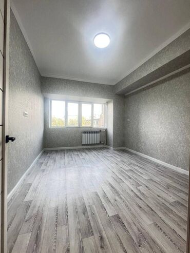 сдается квартира центральный мечеть: 1 бөлмө, 22 кв. м, Жатакана жана мейманкана түрүндө, 4 кабат, Евроремонт