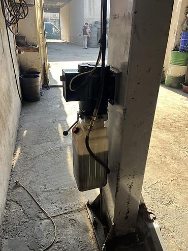 avtoyuma avadanliqlari: İki dirəkli hidravlik avtomobil qaldırıcı - Növü: 2 post lift – — 4