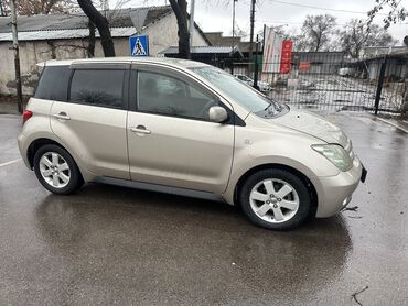 таета руннер: Toyota ist: 2003 г., 1.5 л, Автомат, Бензин, Универсал