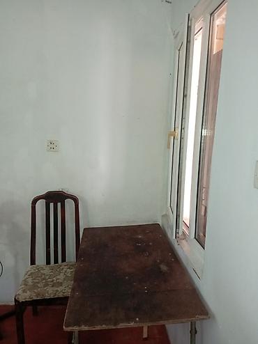 1 однокомнатная квартира: 1 otaqlı ev kirayəlik - Plan: 1 yataq otağı, ayrıca mətbəx girişi - — 3