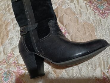 Сапоги: Продаю сапоги демисезонные, производство эмираты,одевали два раза — 5