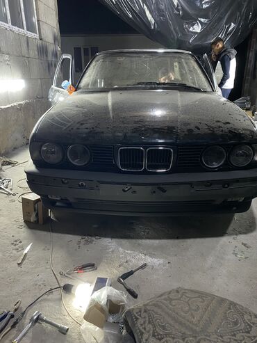 BMW: BMW 520: 1990 г., 2 л, Механика, Бензин — 2