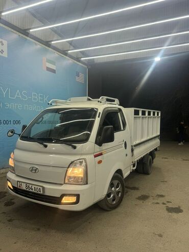 нужна машина для перевозки груза: Жеңил жүк ташуучу унаа, Hyundai, Стандарт, Жаңы