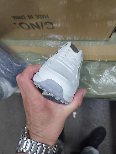 Patike: Guess patike NOVO Novo Brojevi 36 do 41 fb Moja Kupovina 1 april — 5