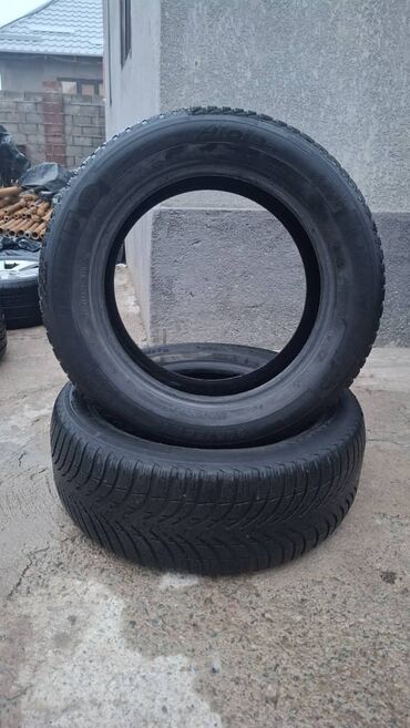 Шины: Продаются Комплект шин Есть два размеры Blizzak 235/60 r17 Blizzak — 9