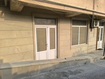 Mağazalar: Nesimi metrosunda Heyder Mescidinin yaxınlığında 80 kv metr ANBAR — 3