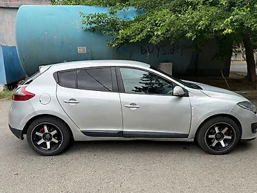bmw e 39: Renault Megane: 1.5 l | 2012 il 31000 km Hetçbek — 8