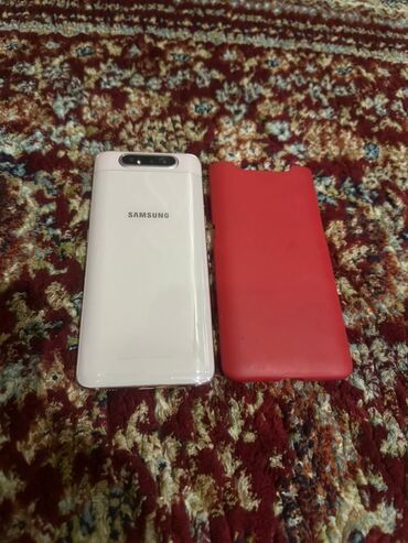 продаю в связи: Samsung Galaxy A80, Колдонулган, 128 ГБ, түсү - Алтын, 1 SIM