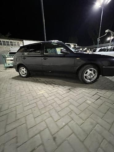 golf b4: Volkswagen Golf: 1997 г., 1.6 л, Механика, Бензин, Хэтчбэк — 10