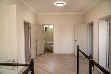 Продажа домов: Дом, 226 м², 6 комнат, Агентство недвижимости — 10