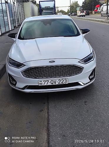 Ford: Maşın ideal vəziyyətdədir. Titanium komplektasiya, full salon — 1