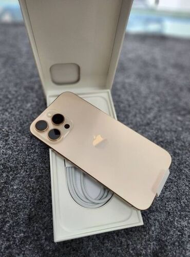 Apple iPhone: IPhone 16 Pro, Б/у, 256 ГБ, Desert Titanium, Защитное стекло, Чехол, Коробка, В рассрочку, 100 %