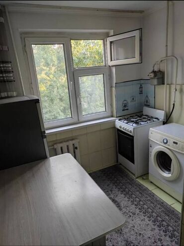 лермантова жибек жолу: 1 бөлмө, 34 кв. м, 105-серия, 8 кабат, Косметикалык ремонт
