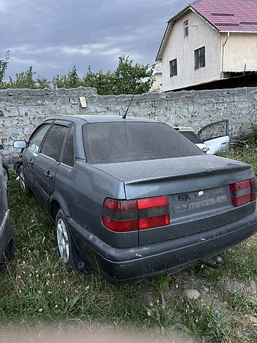 Volkswagen Passat: 1996 г., Механика, Седан