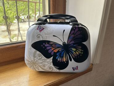 kuryer çantası: Kosmetik əl çamadanı yeni mallardır