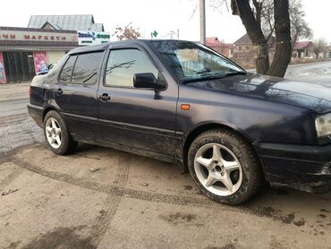 венто фолсваген: Volkswagen Vento: 1993 г., 2 л, Механика, Бензин, Седан