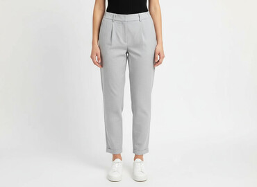 zara woskowane spodnie: Bershka, Брюки жіночі, розмір XS