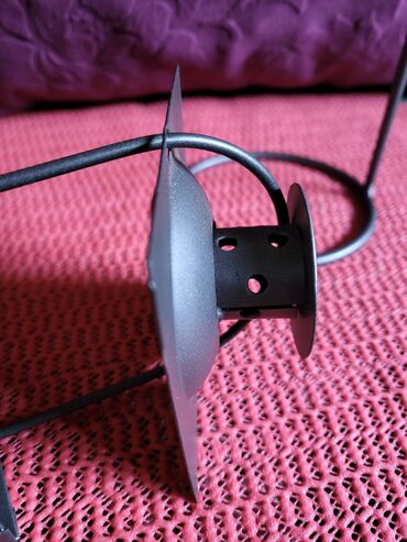 Ostali kućni dekor: Svecnjak nov fenjer. metal,staklo. Nemacki. Stalak — 10