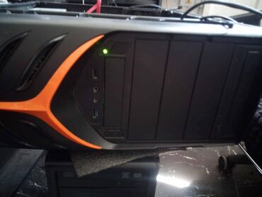 Desktop računari i radne stanice: Gejmer A 10 Quad Core PERFEKTAN--Odlicna moderna Gejming masina novije — 7