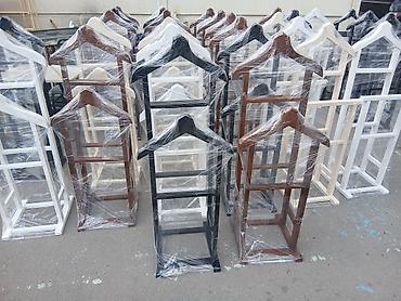 Ev üçün digər mebel: Bu, paltarların səliqəli saxlanması üçün nəzərdə tutulmuş taxta — 15