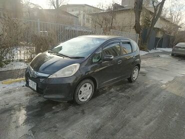 Honda: Honda Fit: 2010 г., 1.3 л, Вариатор, Бензин, Хэтчбэк