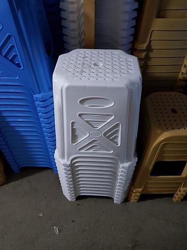 istolar: Plastic tabureler satilir Her bir malllarimiz yeniyir Qiymet 10 azn — 2