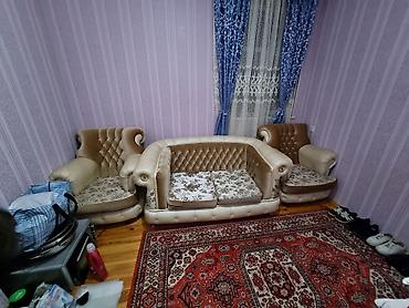 Divan və kreslo dəstləri: Klassik üslubda 3‑lü yumşaq mebel dəsti - Dəst tərkibi: 1 ədəd — 2