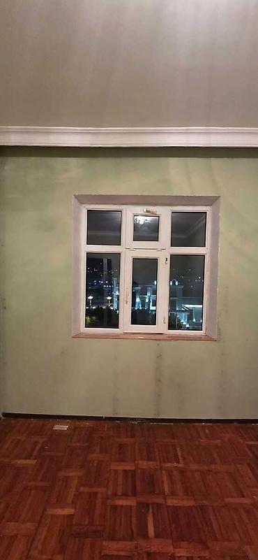 9 mikrorayon: Bakı, 9-cu mikrorayon, 3 otaqlı, Köhnə tikili, 85 kv. m — 6
