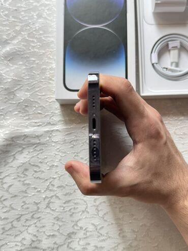 Apple iPhone: IPhone 14 Pro Max, 256 GB, Deep Purple, Face ID — 9