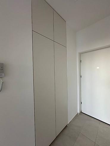 Шифоньеры, шкафы для одежды: Шифоньер, шкаф для одежды, Прямой at lalafo.kg — 42 Шифоньеры, шкафы для одежды: Шифоньер, шкаф для одежды, Прямой — 42