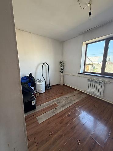 Продажа коттеджей и домов: 2 комнаты, 110 м², 4 соток, Бишкек, Ак-Ордо 1 ж/м Агентство недвижимости — 6