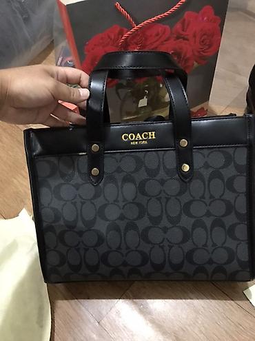 Сумки: Сумка COACH новая •с ремешком •можно носить на руках или через плечо — 1
