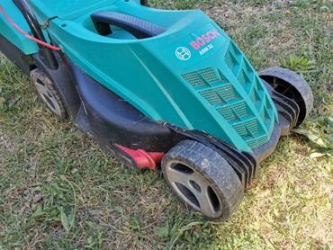 tepisi za devojcice: Bosch, Električna, Upotrebljenо, Pokupiti na licu mesta