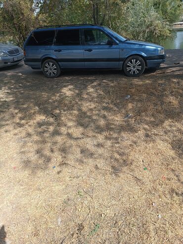 машина гольф 4: Volkswagen Passat: 1992 г., 1.8 л, Механика, Бензин, Седан