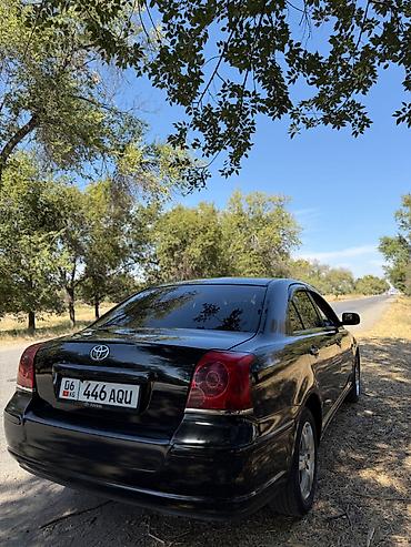 avens: Toyota Avensis: 2004 г., Автомат, Седан — 4
