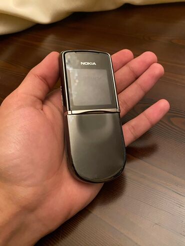 Nokia: Nokia 8 Sirocco rəng - Qara