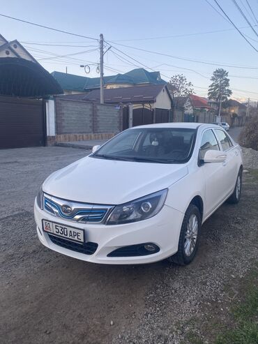 BYD: BYD : 2018 г., 0.1 л, Автомат, Электромобиль, Седан