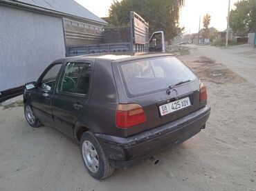 колф 3: Volkswagen Golf: 1993 г., 1.6 л, Механика, Бензин