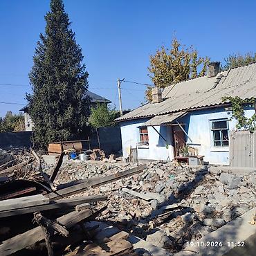 Недвижимость: 3 комнаты, 60 м², 4 соток, Бишкек, Собственник — 10