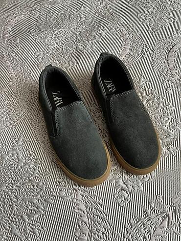 zara usaq geyim: ZARA uşaq slip-on ayaqqabıları - Brend: ZARA - Ölçü: 32 (etiketdə — 1