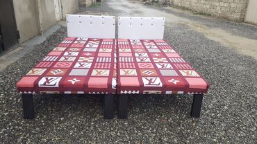 Çarpayılar: Kravat Təzə hazırları var Çatdırılma var Bir nəfərlik kravat 60 manat — 6