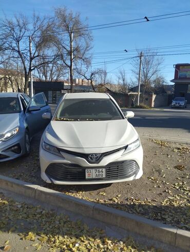 Toyota: Toyota Camry: 2018 г., 2.5 л, Автомат, Гибрид, Седан