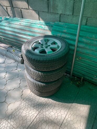колесо на мини трактор: Дөңгөлөктөр монтажда 195 / 55 / R 15, Кыш, Колдонулган, Комплект, Жеңил унаалар, Куйма, тешиктери - 5